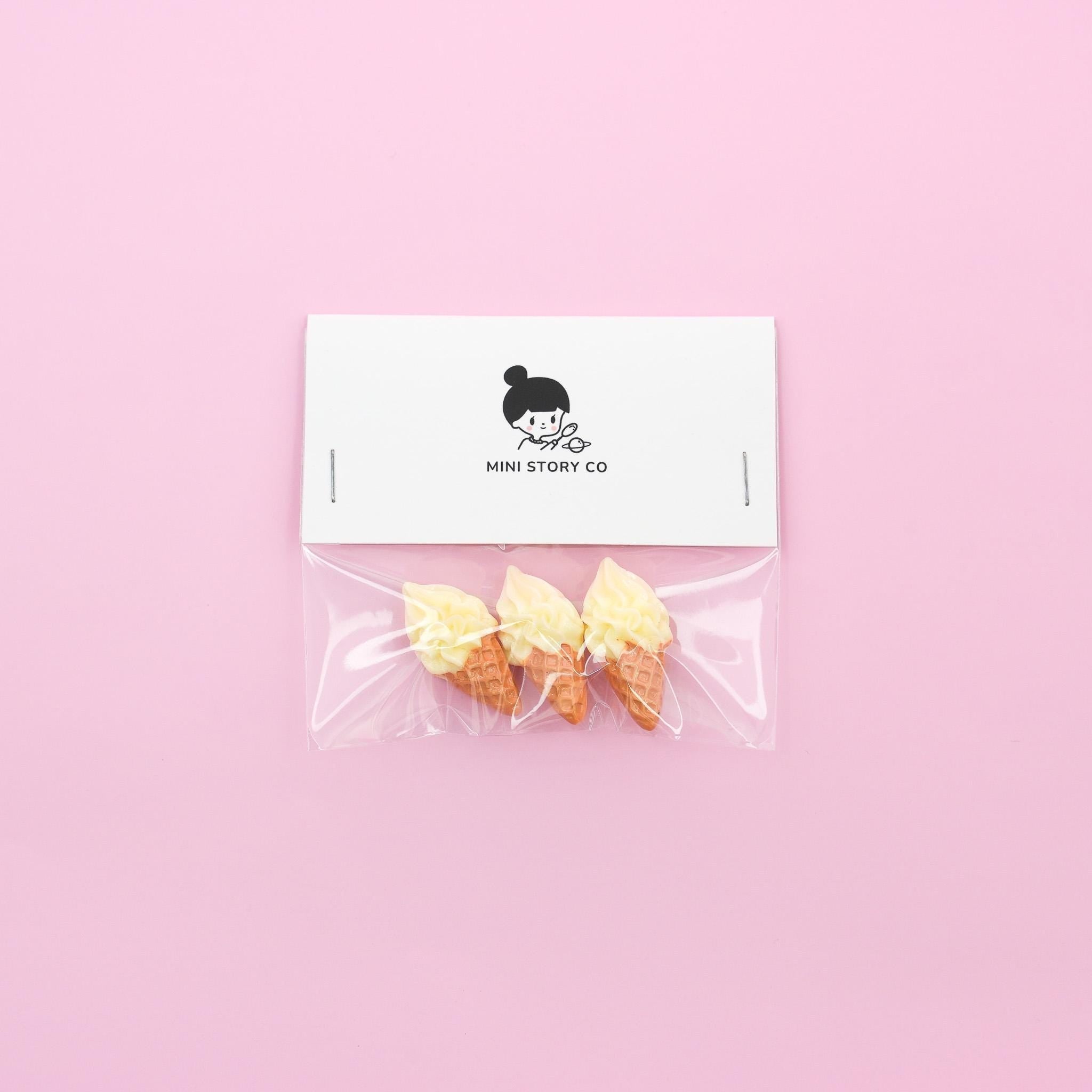Ice Cream Cone Magnet Set