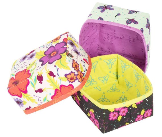 By Annie's - Petit Four Baskets Pattern