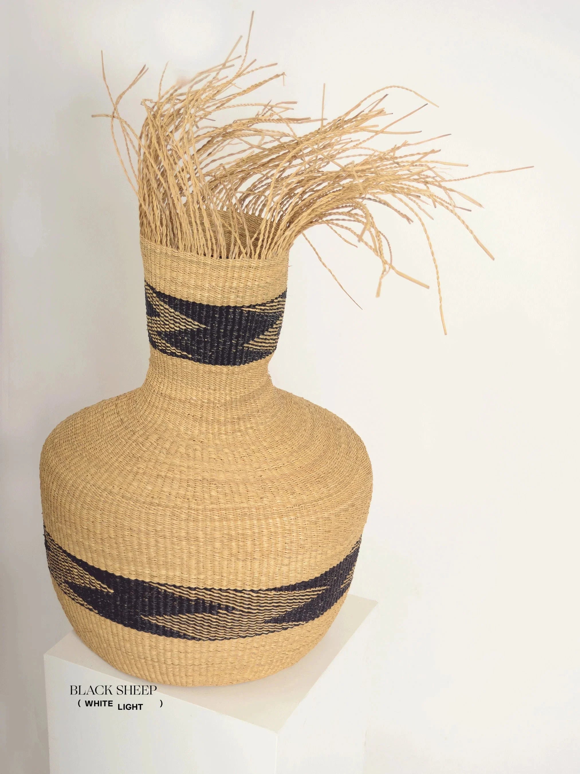 Large Ghana Bolga Basket 'Tisanie-Tia' NATURAL + BLACK