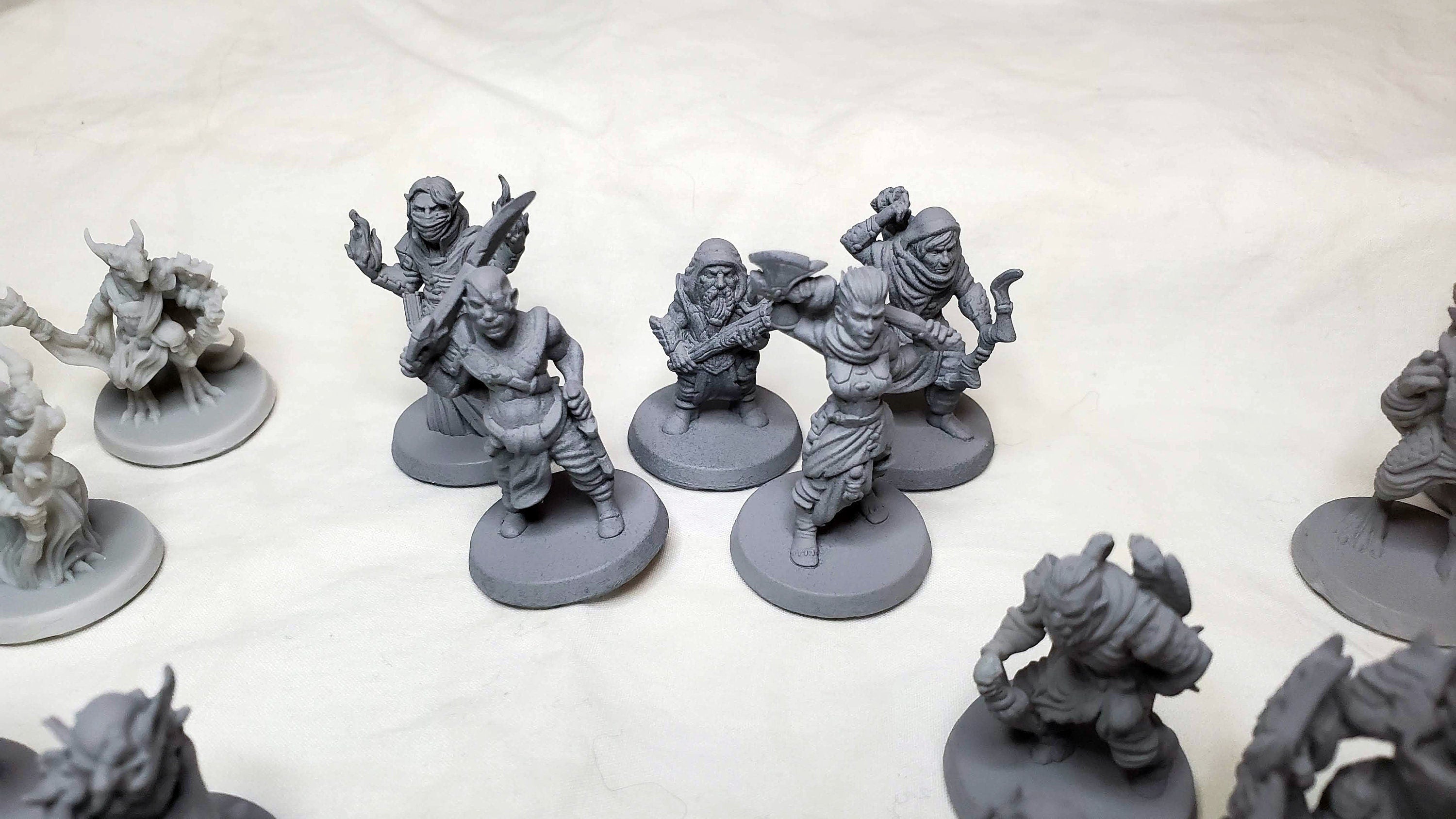 dnd essential Monster Mini Pack 2 - 22 Miniatures! - EC3D, Pathfinder 2E, Kobold, Orc, Gnoll, Bandit, Goblin | 32mm | TTRPG | Wargaming