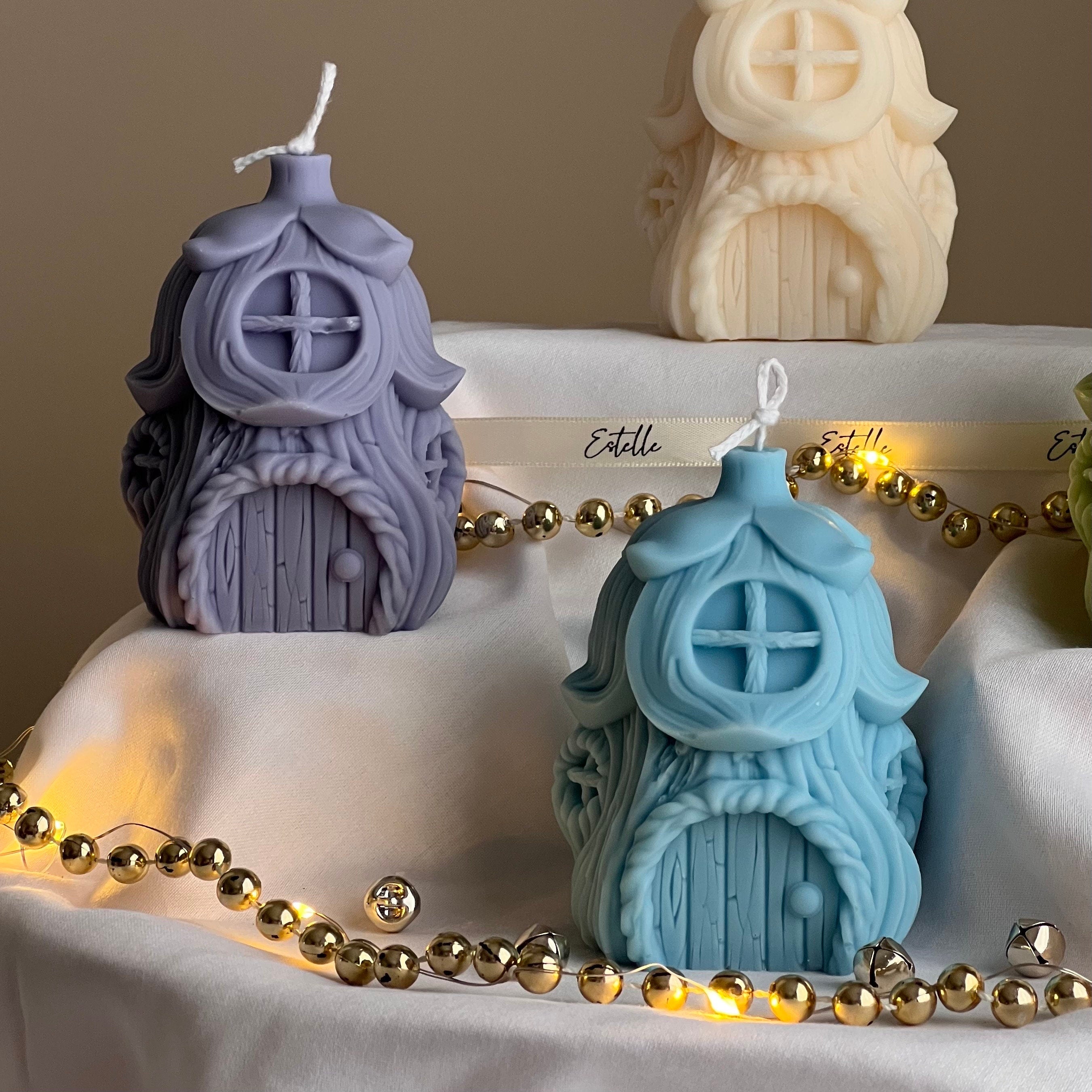 Christmas House Candle: Handmade Soy Wax Festive Decor