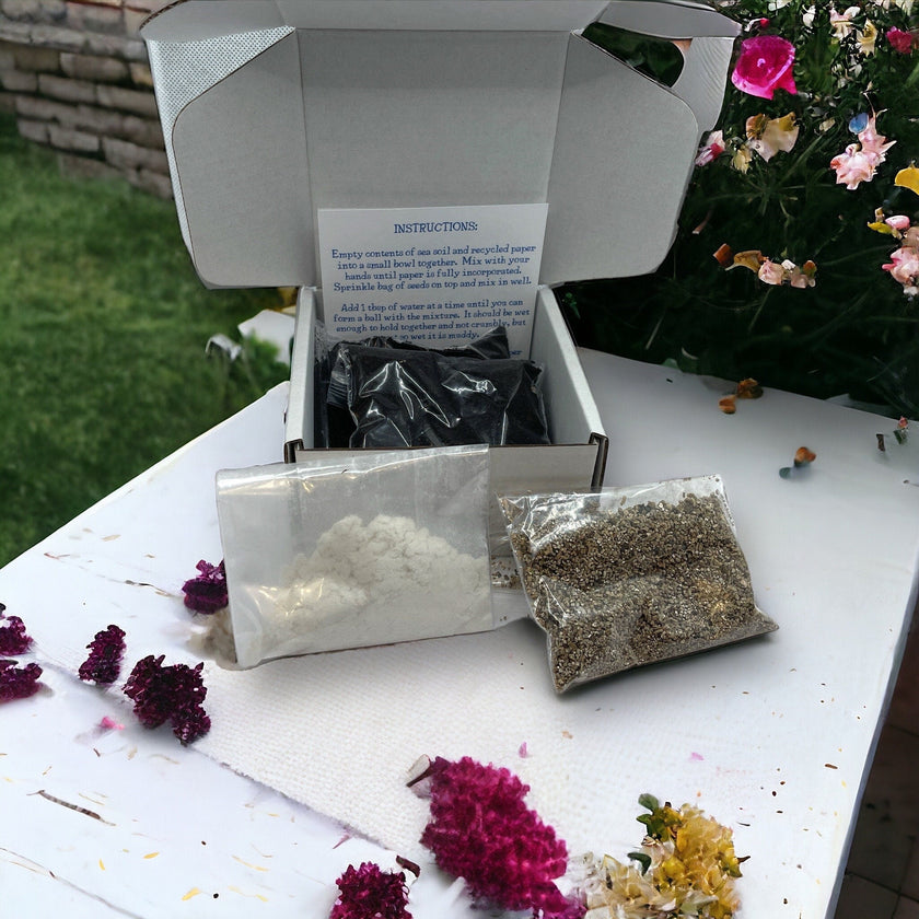 Kit - Seed Bomb - DIY Kits - Create your own Green Oasis - Canadian Wildflower