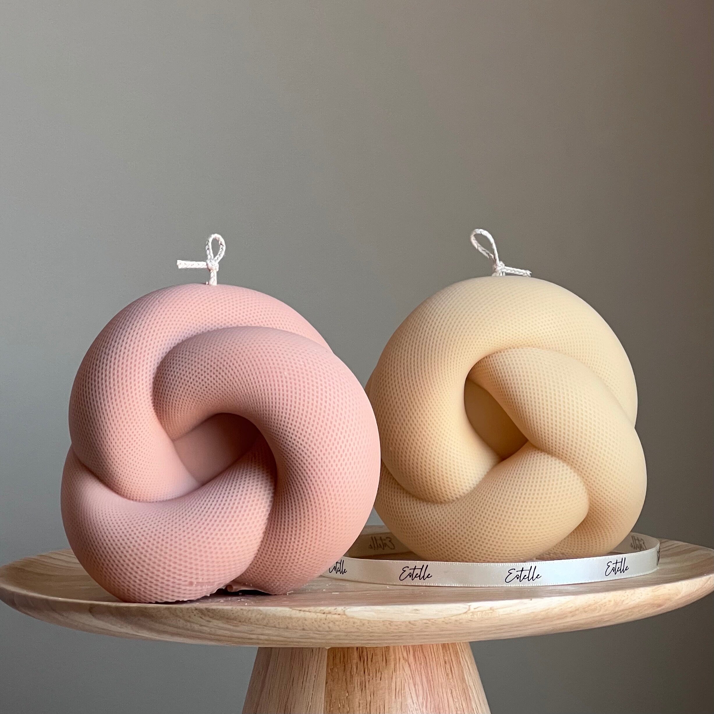 Handmade Knot Candle: Trendy Vegan Home Decor
