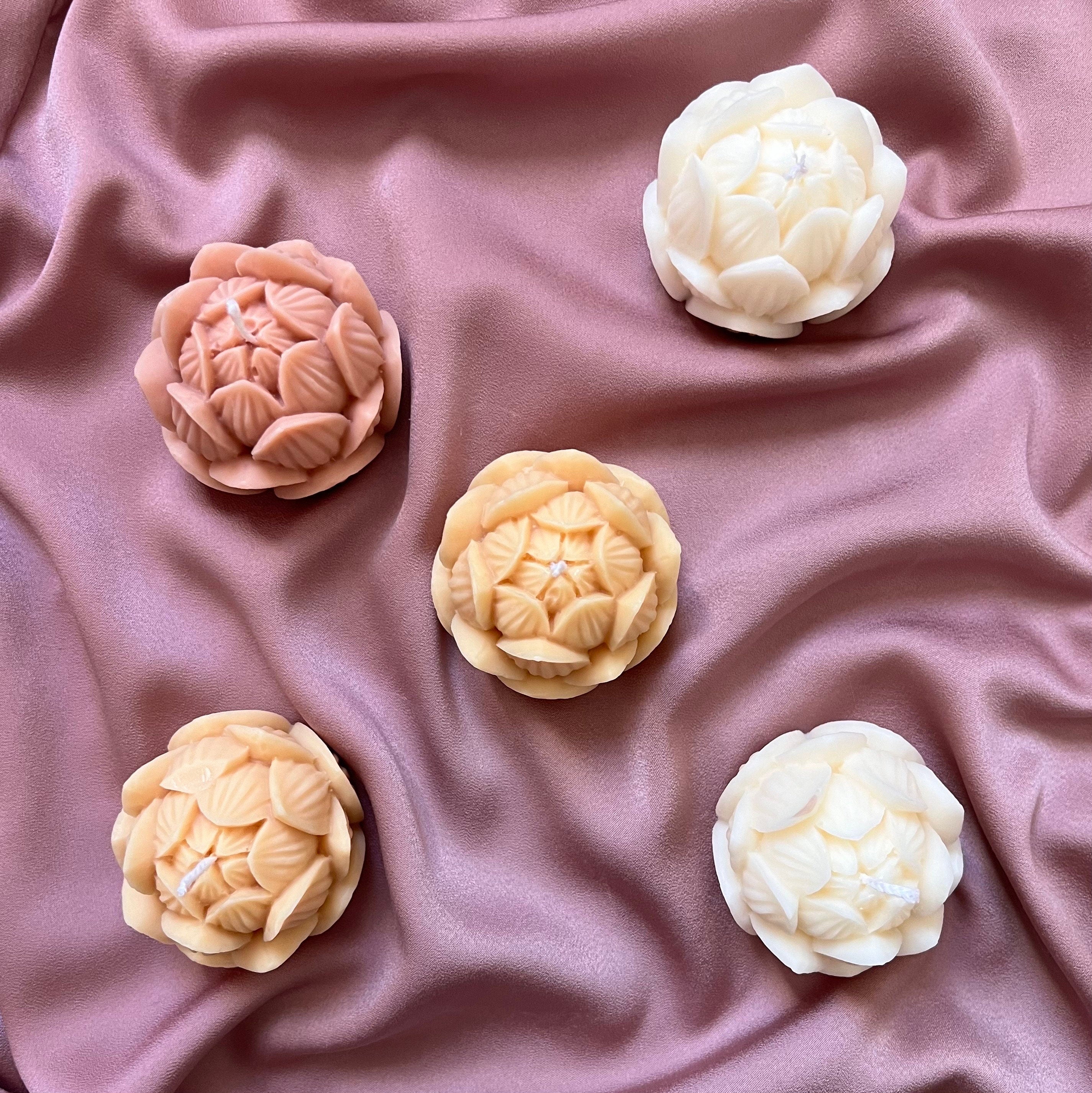 Handmade Lotus Soy Candle: Small Trendy Home Decor