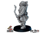 Young Arctic Ranger DnD mini - Vae Victis | Villager | Human | Female | NPC | PC | Hero | Medieval | Winter | Cold | NPC | Fantasy
