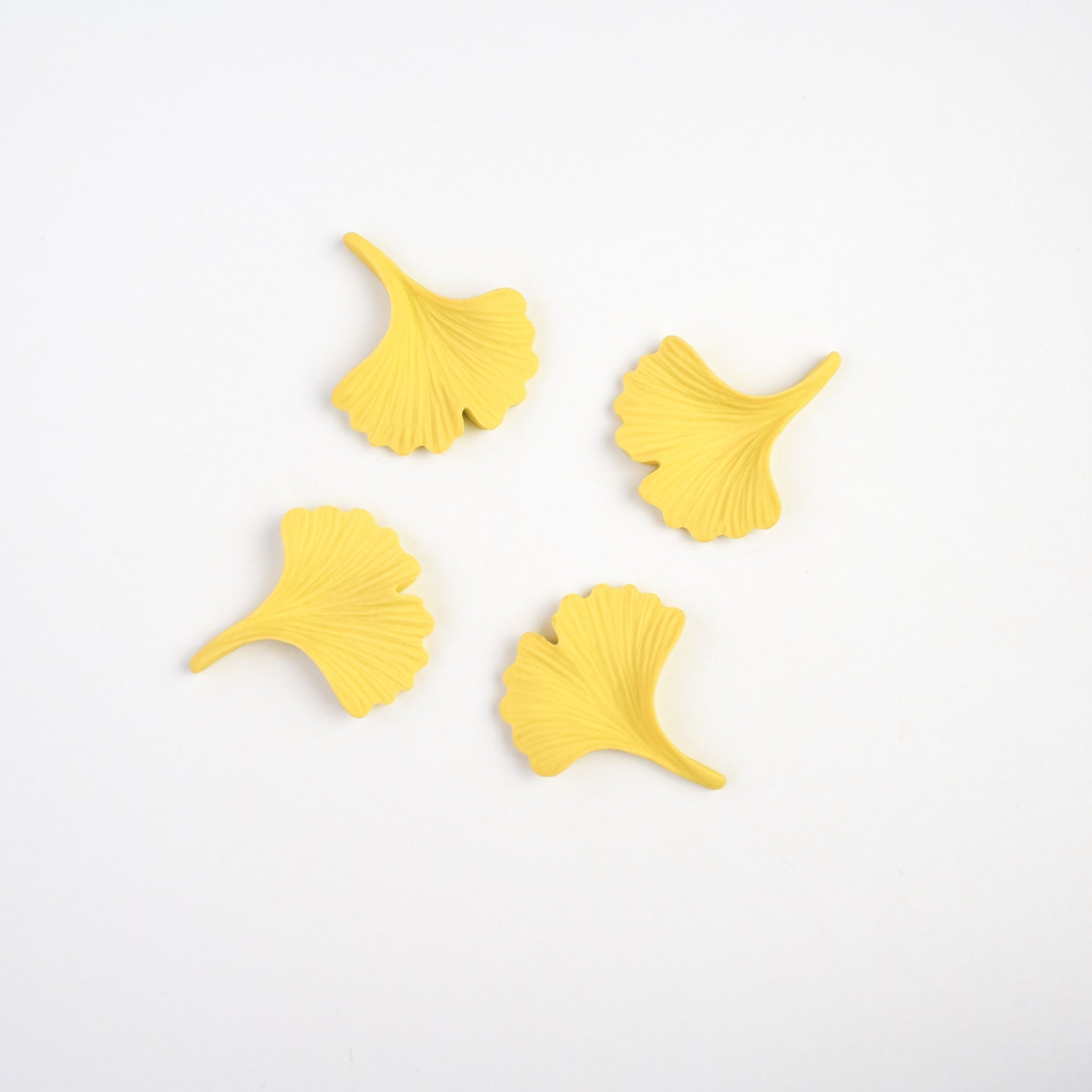 Ginkgo Leaf Pin