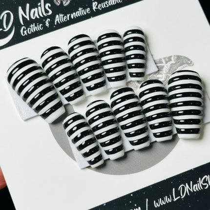 3D Stripe
