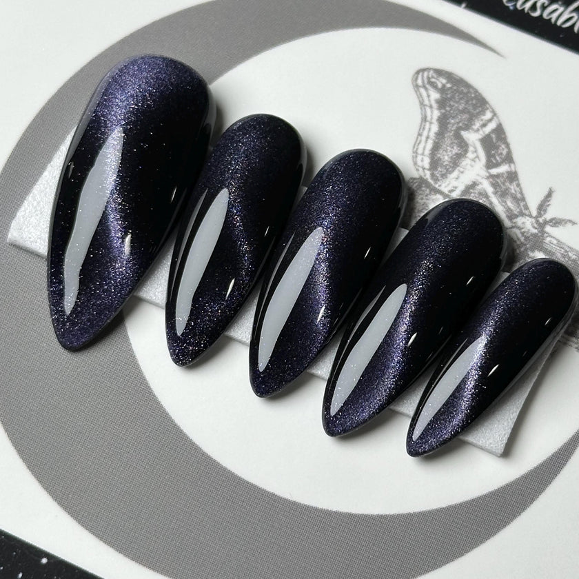 Midnight Cat Eye