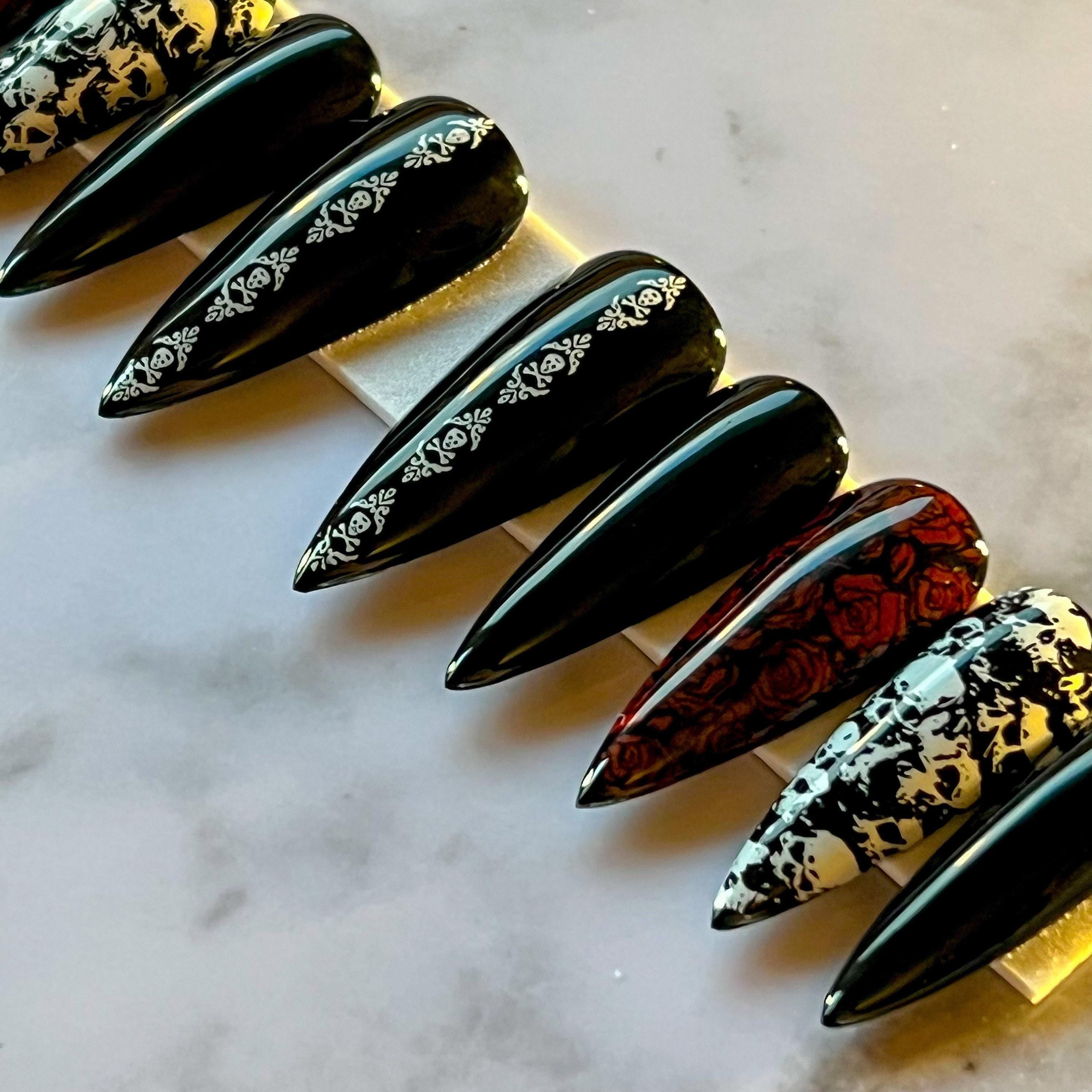 Skull and Roses