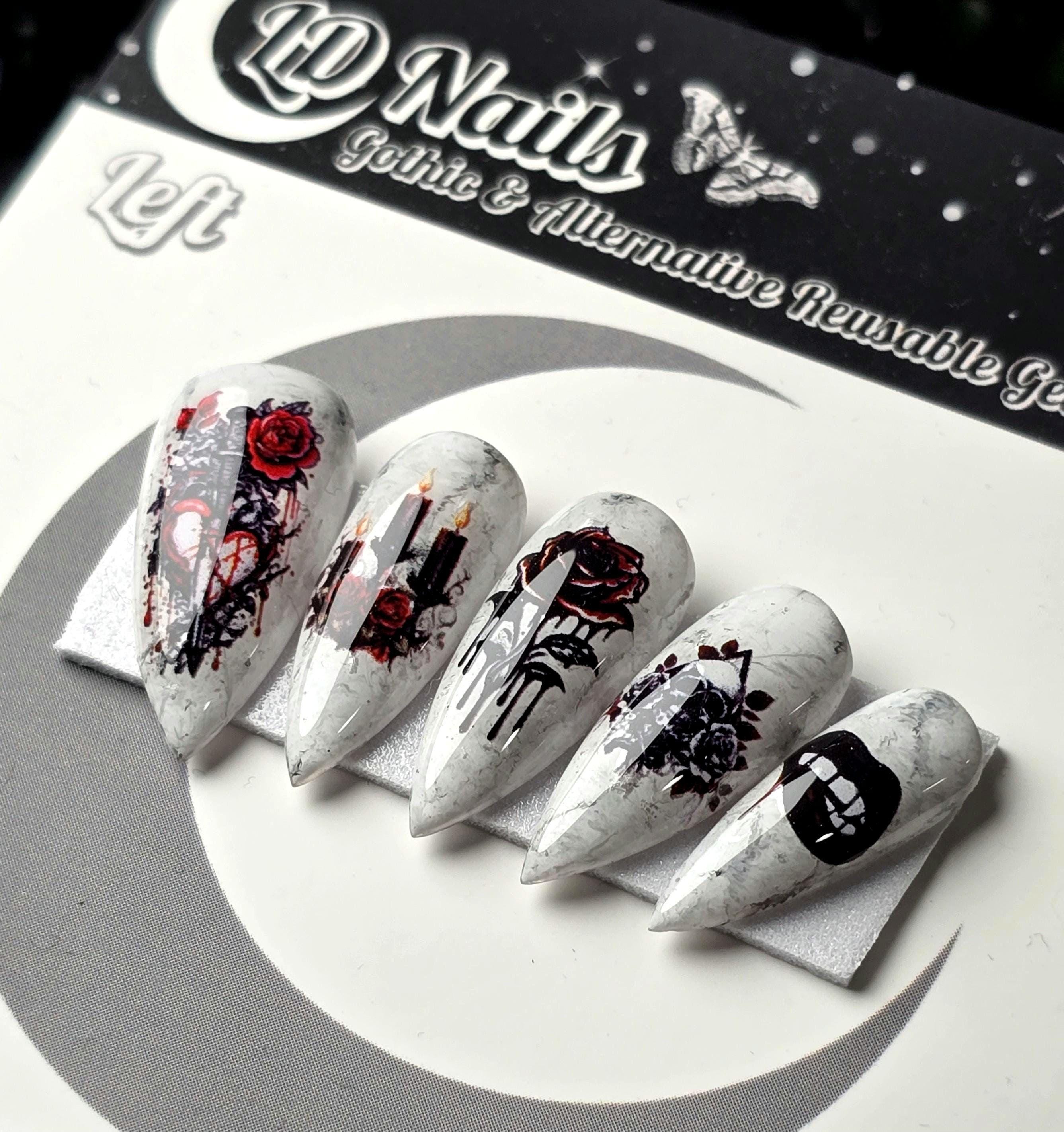Vampire's Kiss - Crypt Couture