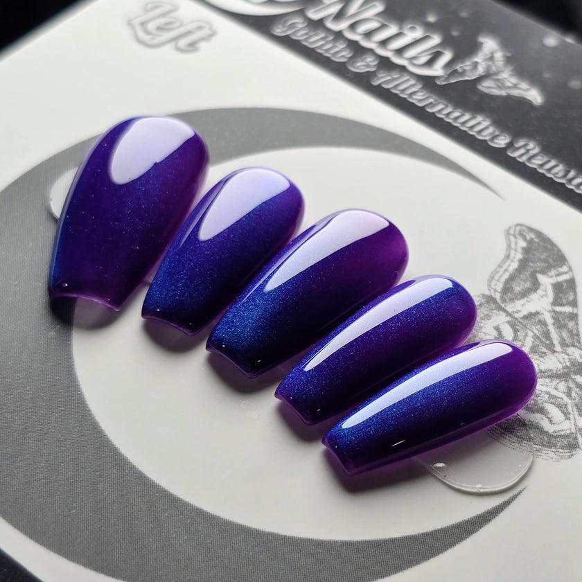Blueberry Cat Eye