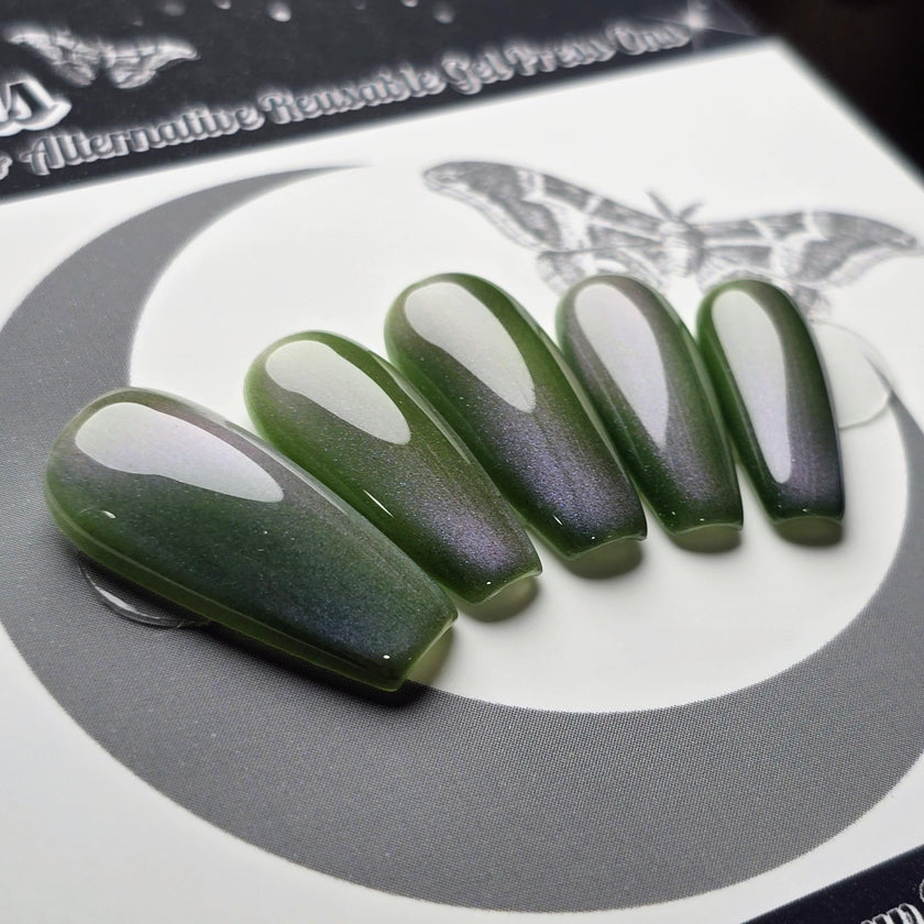 Riverstone Cat Eye