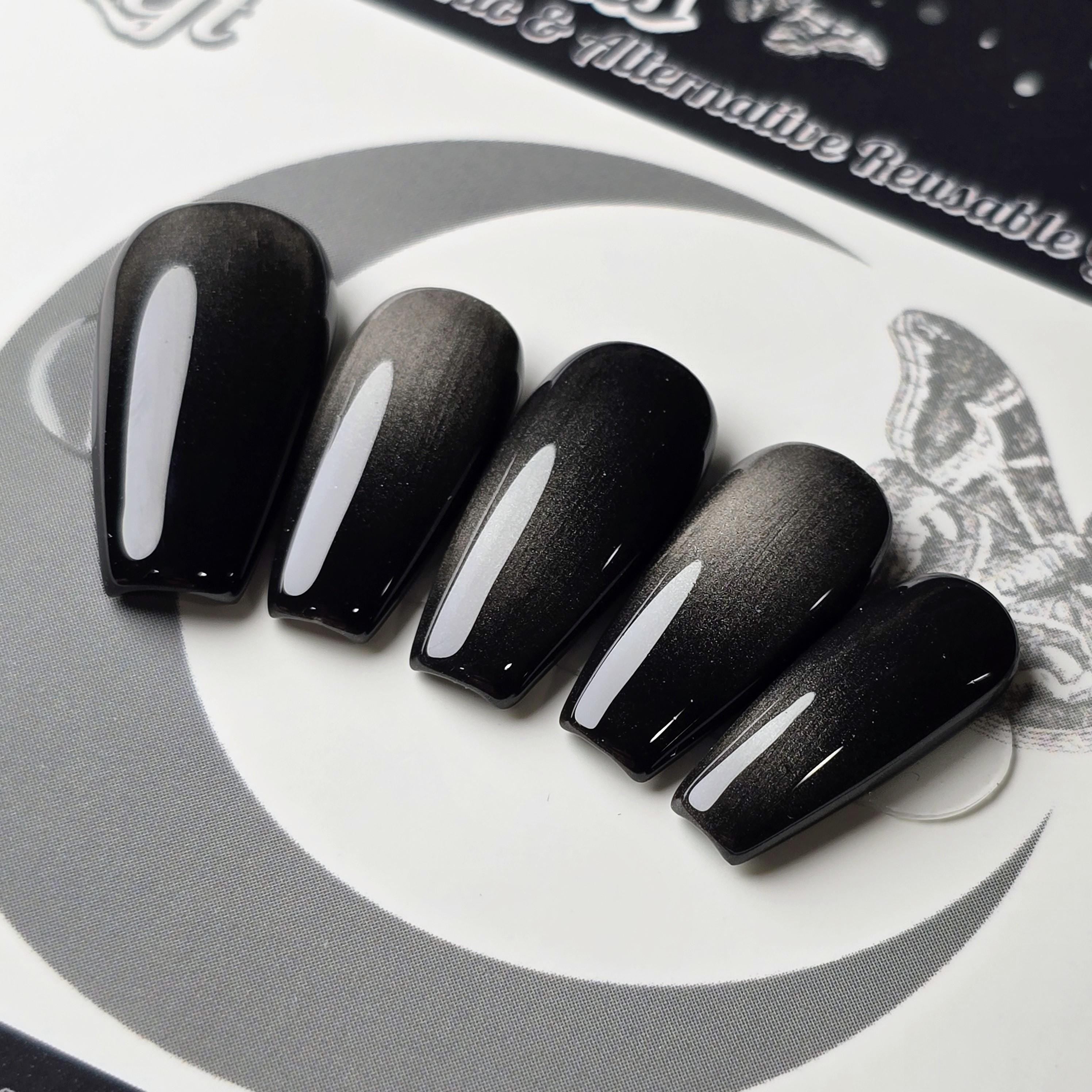 Grave Silk Cat Eye