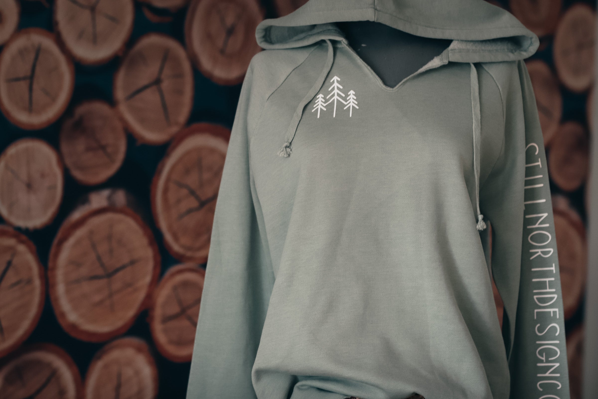 CALIFORNIA COAST V NECK HOODIE