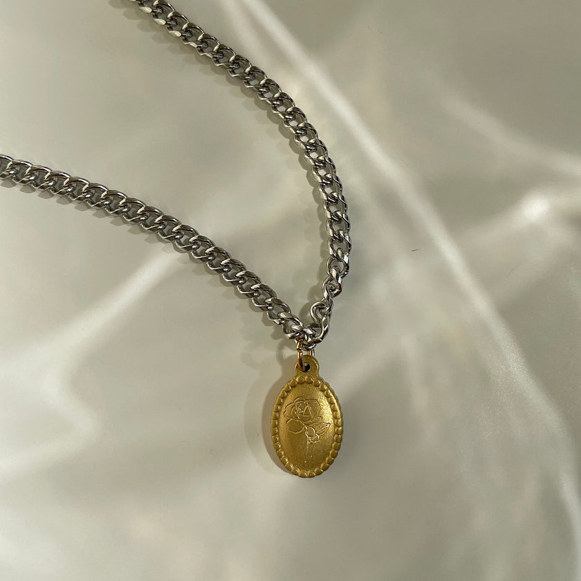 Vintage Rose Necklace