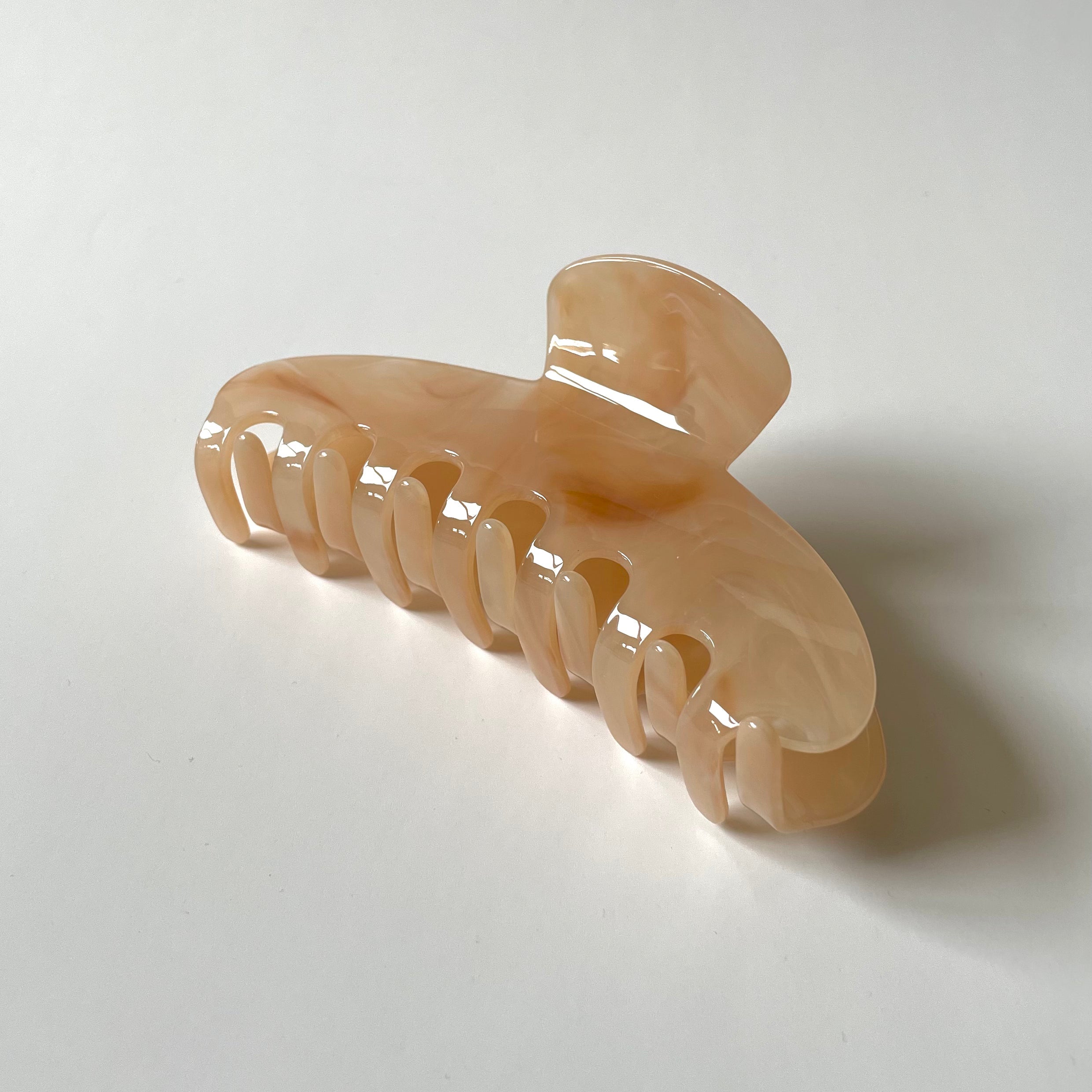 Becca Jumbo Claw Clip