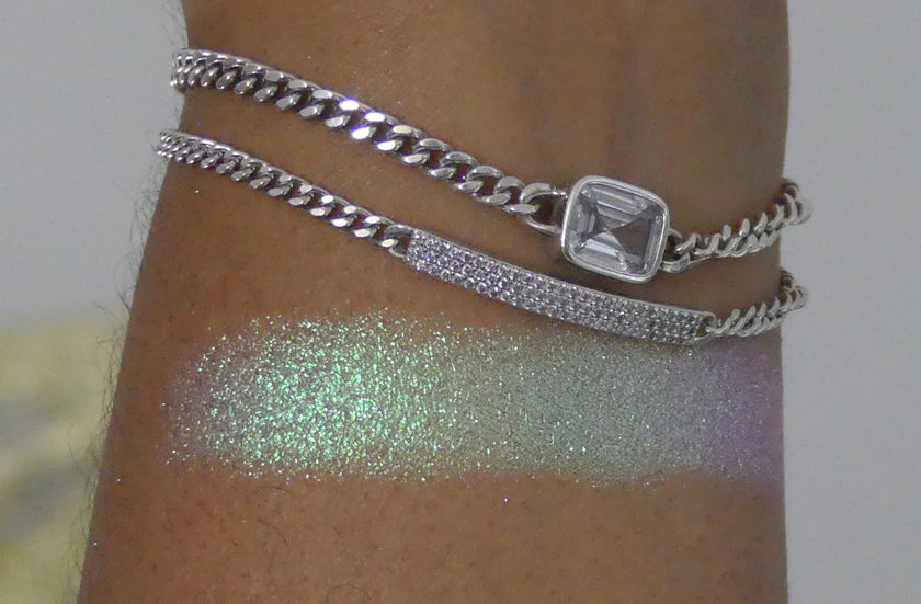 Luxie [Iridescent Multichrome]