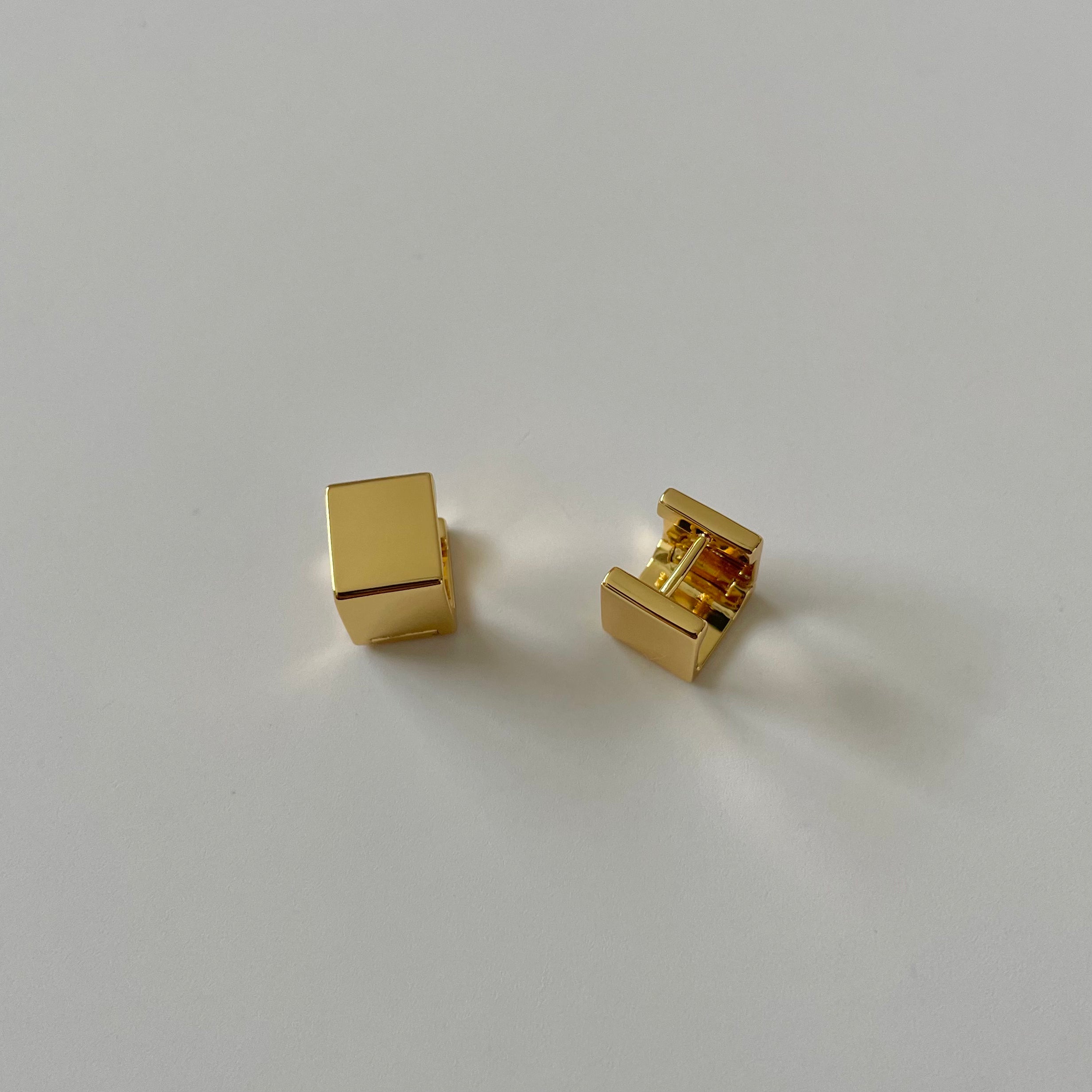 Lexi Square Huggies- Gold