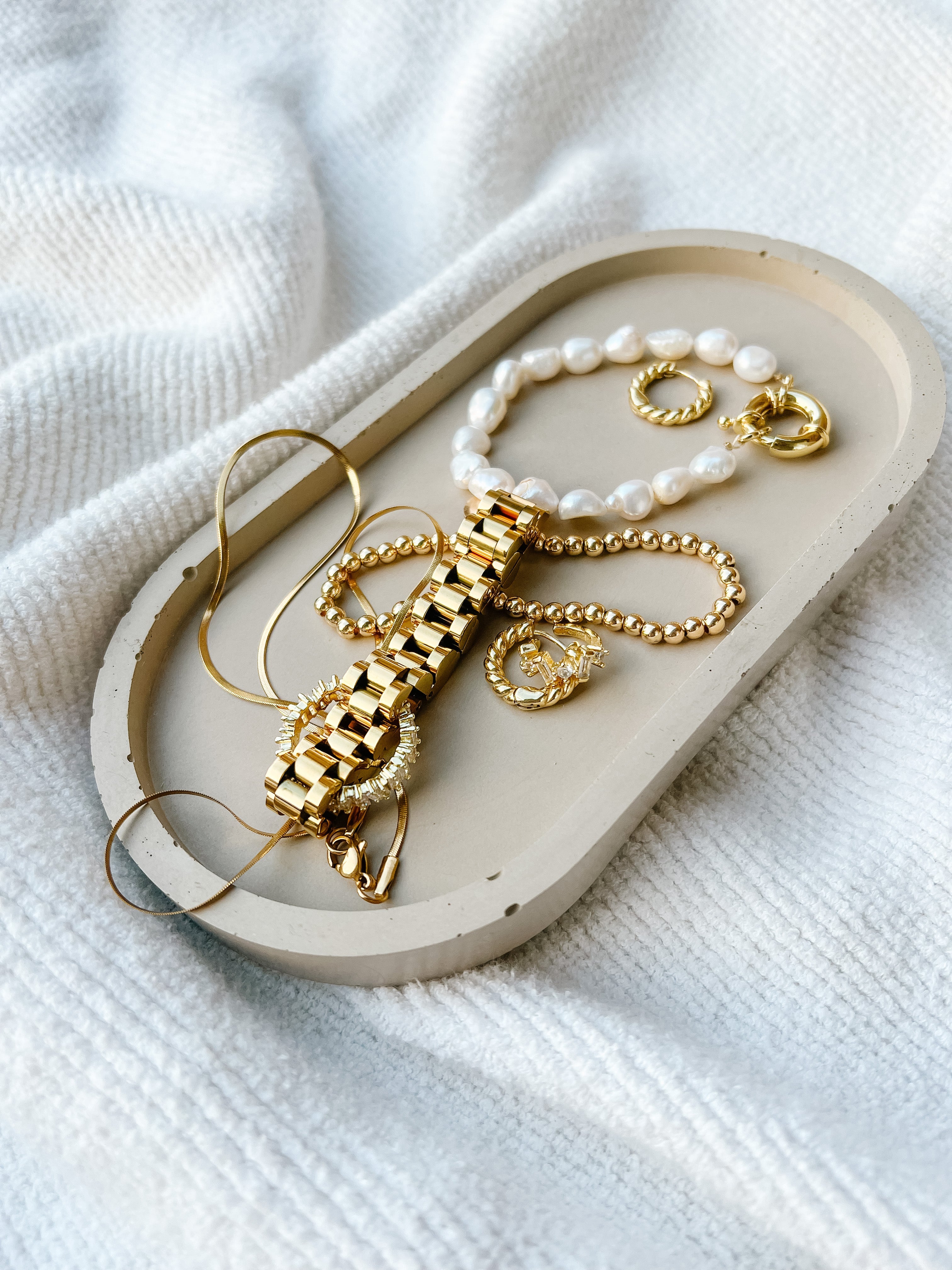 Oval Trays