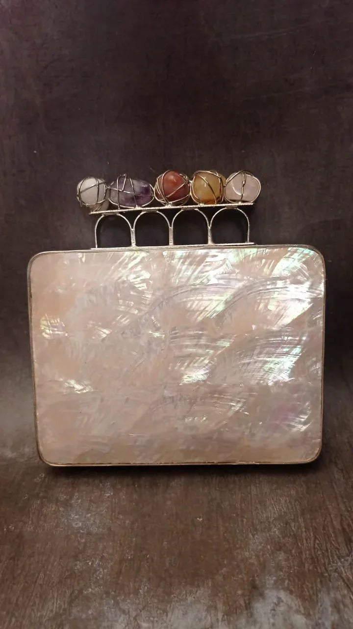 The MALAHA Clutch