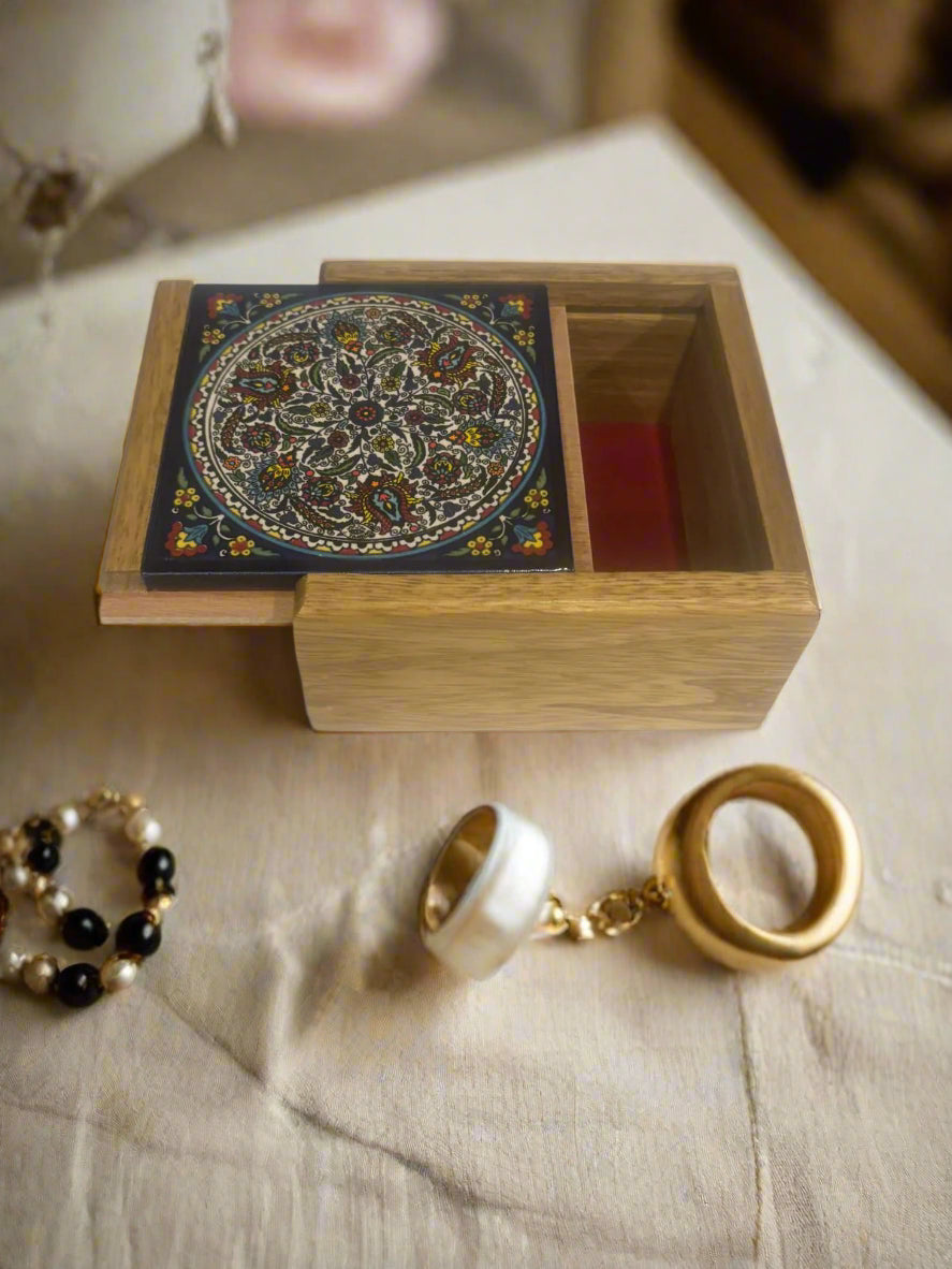 Handcrafted Ceramic & Wood Jewelry Box – 6