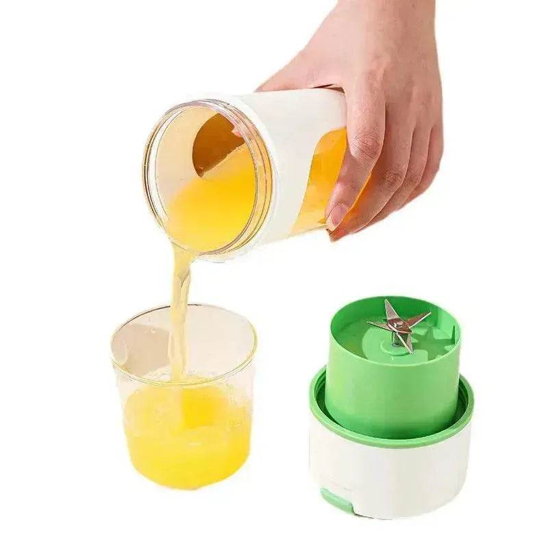 Rechargeable Portable Mini Juicer Summer Outdoor Travel Juicer smoothie blender