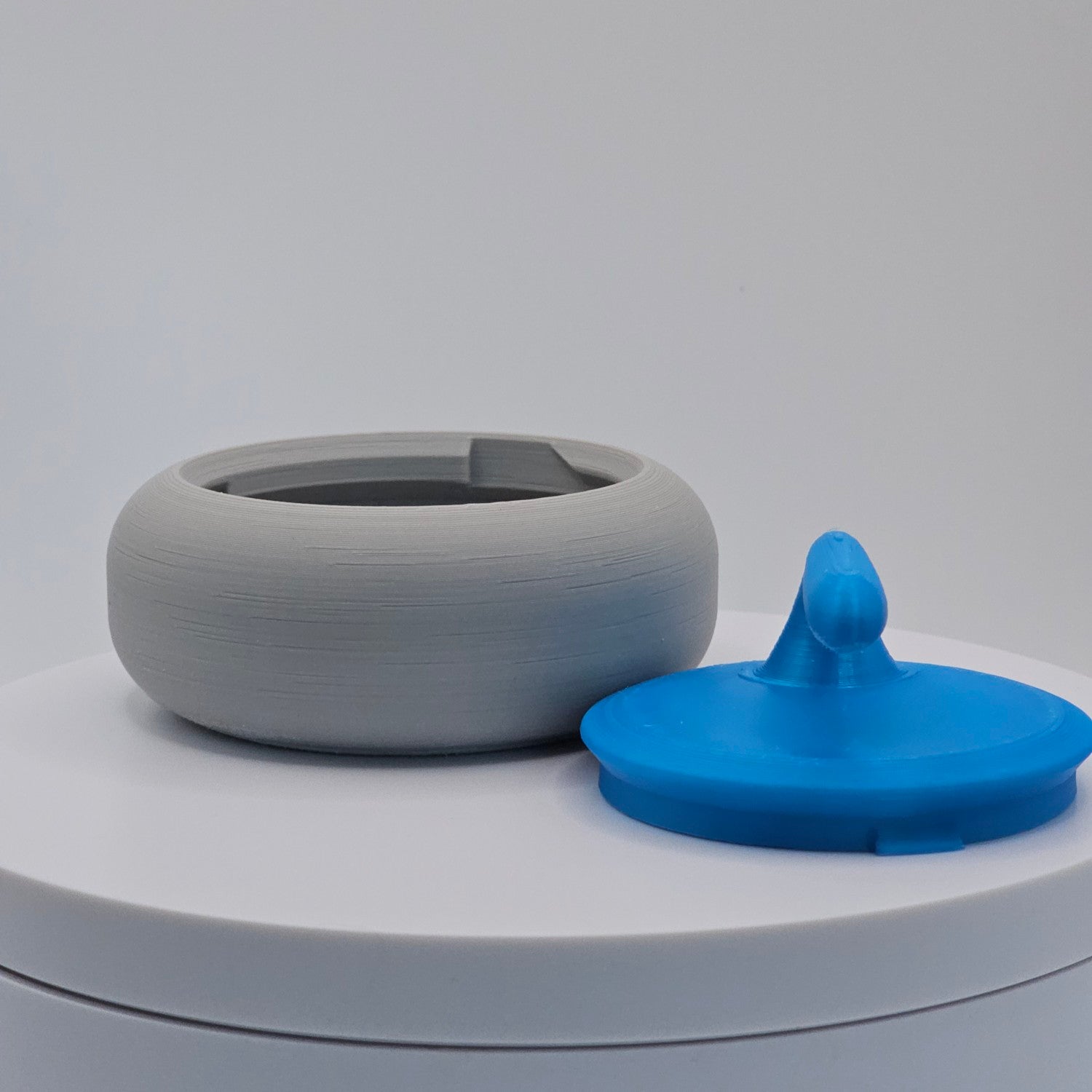 Large Lock Rock Curling Container