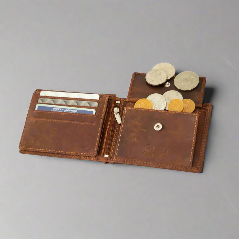 Greenwood Leather Men's Wallet. RFID-Blocking Oil Pull-Up Leather