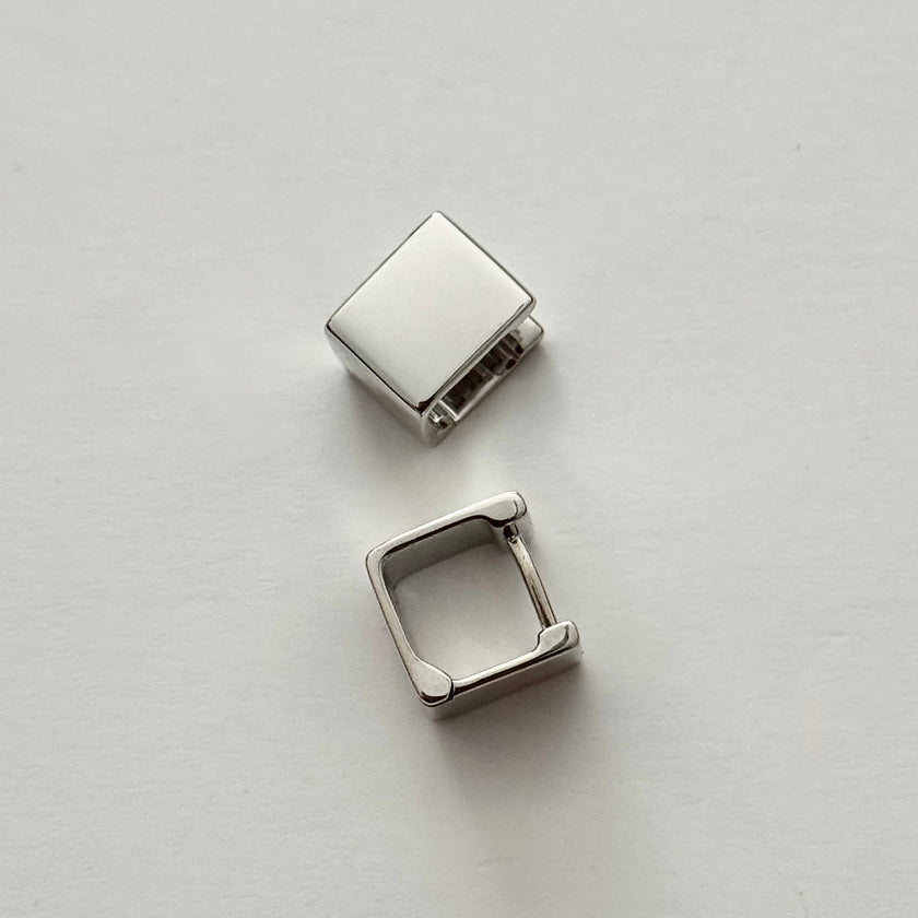 Lexi Square Huggies- Silver