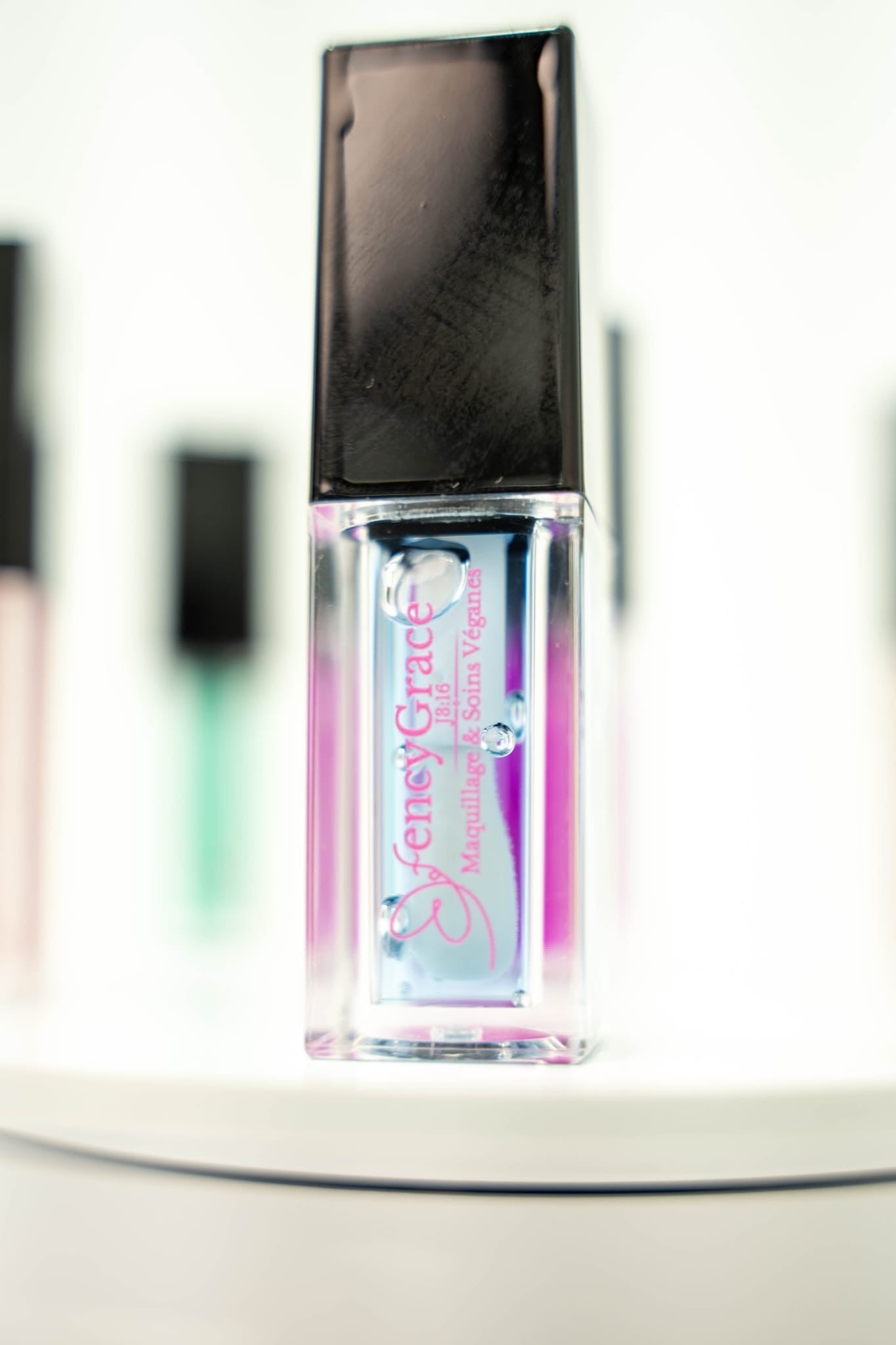 Fruit Repulpant Lip Oil – Brillance & Soin des lèvres vegan | FencyGrace Canada