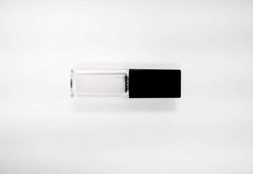 Fruit Repulpant Lip Oil – Brillance & Soin des lèvres vegan | FencyGrace Canada