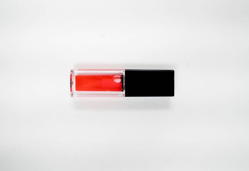 Fruit Repulpant Lip Oil – Brillance & Soin des lèvres vegan | FencyGrace Canada