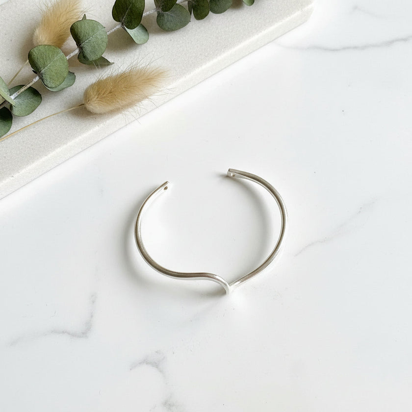 Silver Plate Wave Bangle