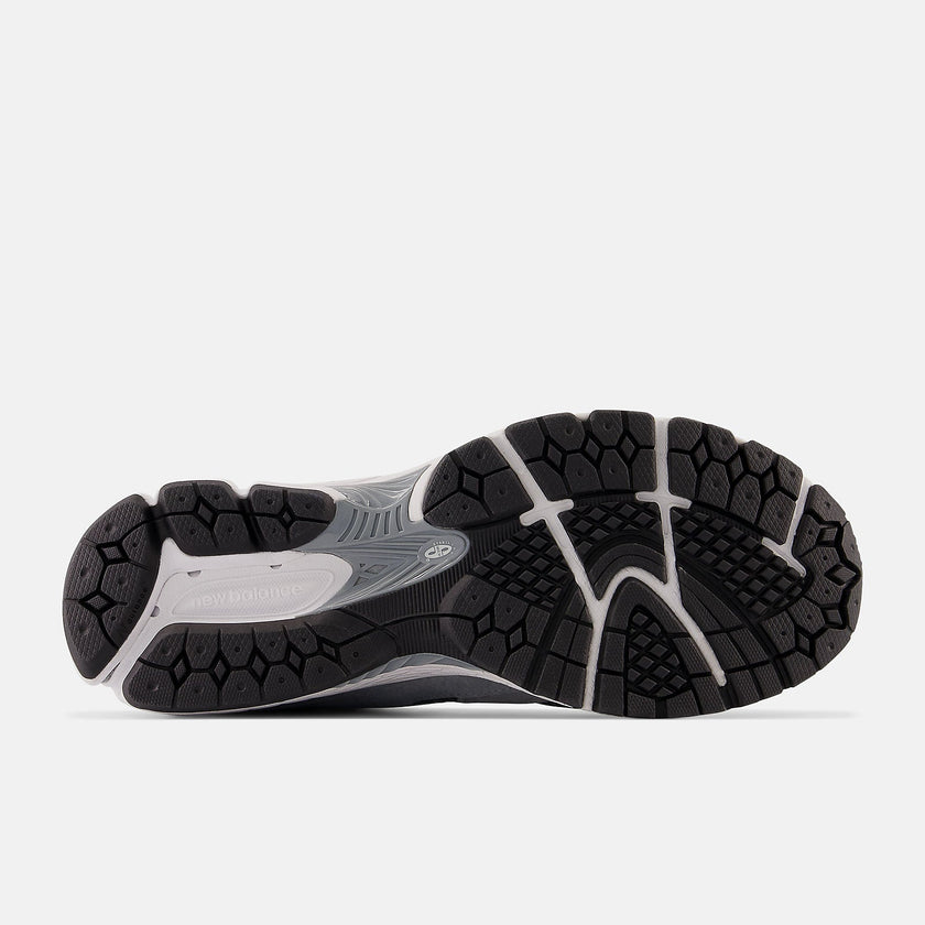 New Balance 2002R M2002RST
