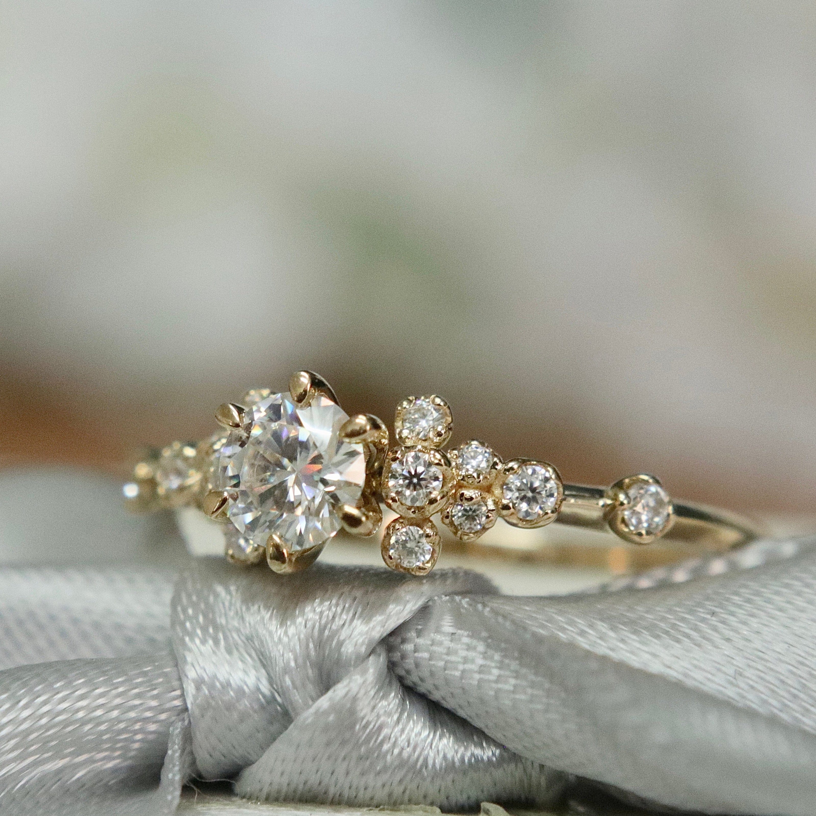 Bague solitaire Nuage - Moissanites
