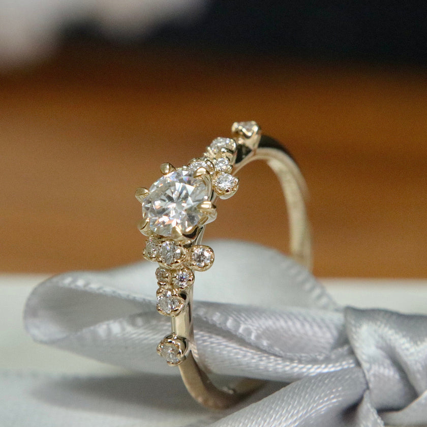 Bague solitaire Nuage - Moissanites