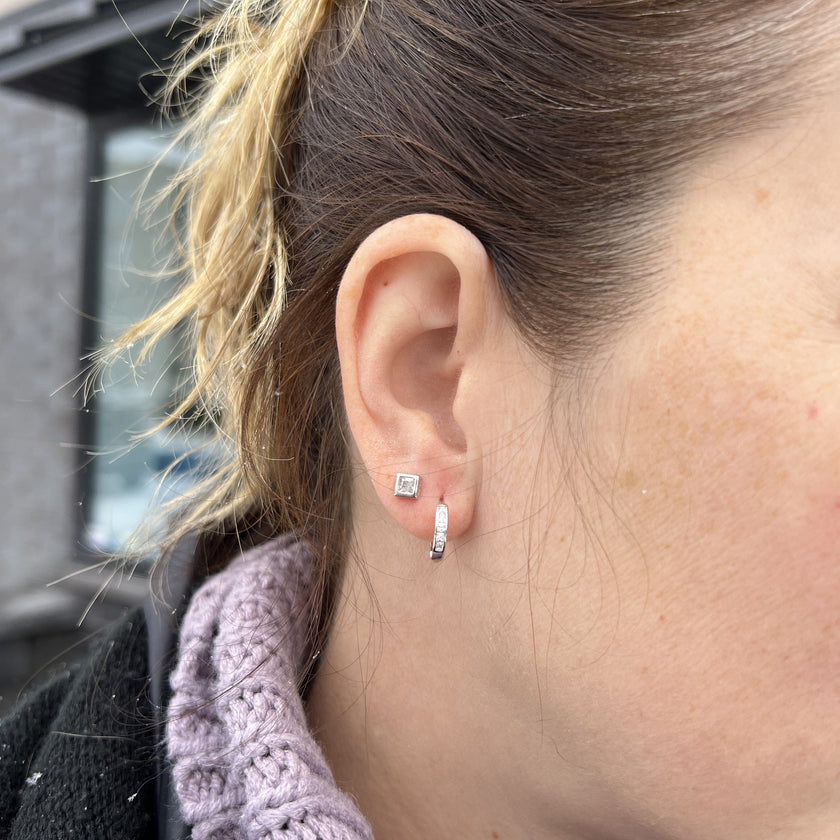 Boucles d'oreilles Huggies Princesse en argent sterling