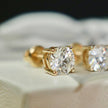 Boucles d'oreilles Classiques en or jaune ou blanc 10K et moissanites