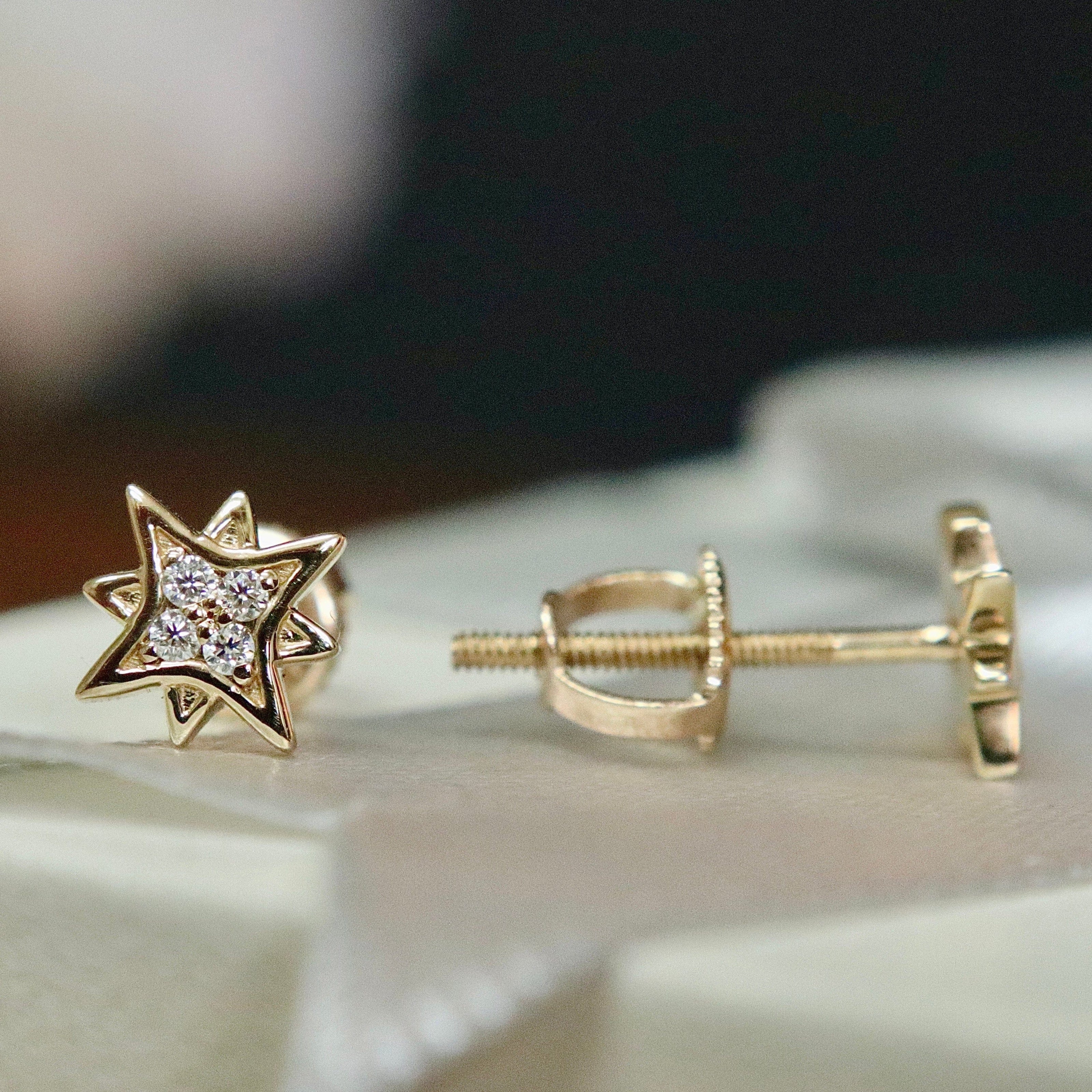 Boucles d'oreilles Étoiles du Nord en or 10K et moissanites
