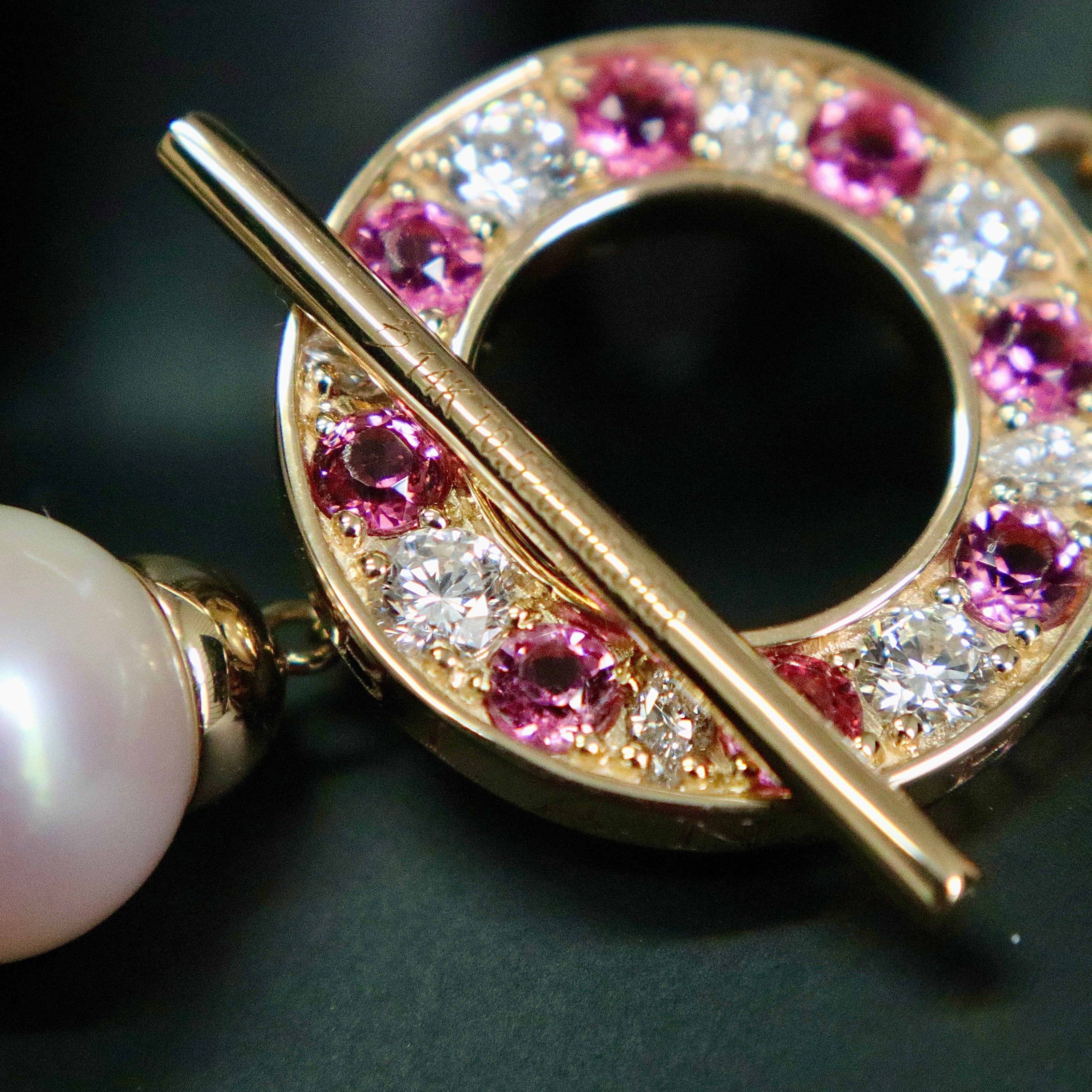 Bracelet de perles d'eau douce, or 14K serti de tourmalines et diamants