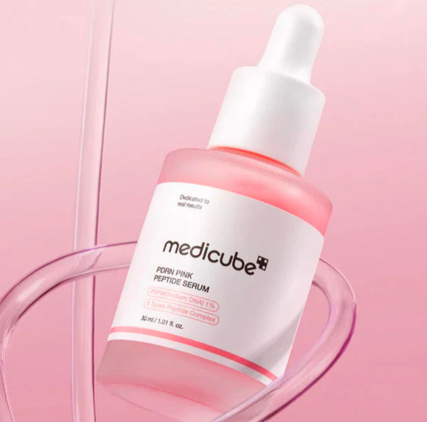 Sérum à peptides roses PDRN de Medicube (30ml)