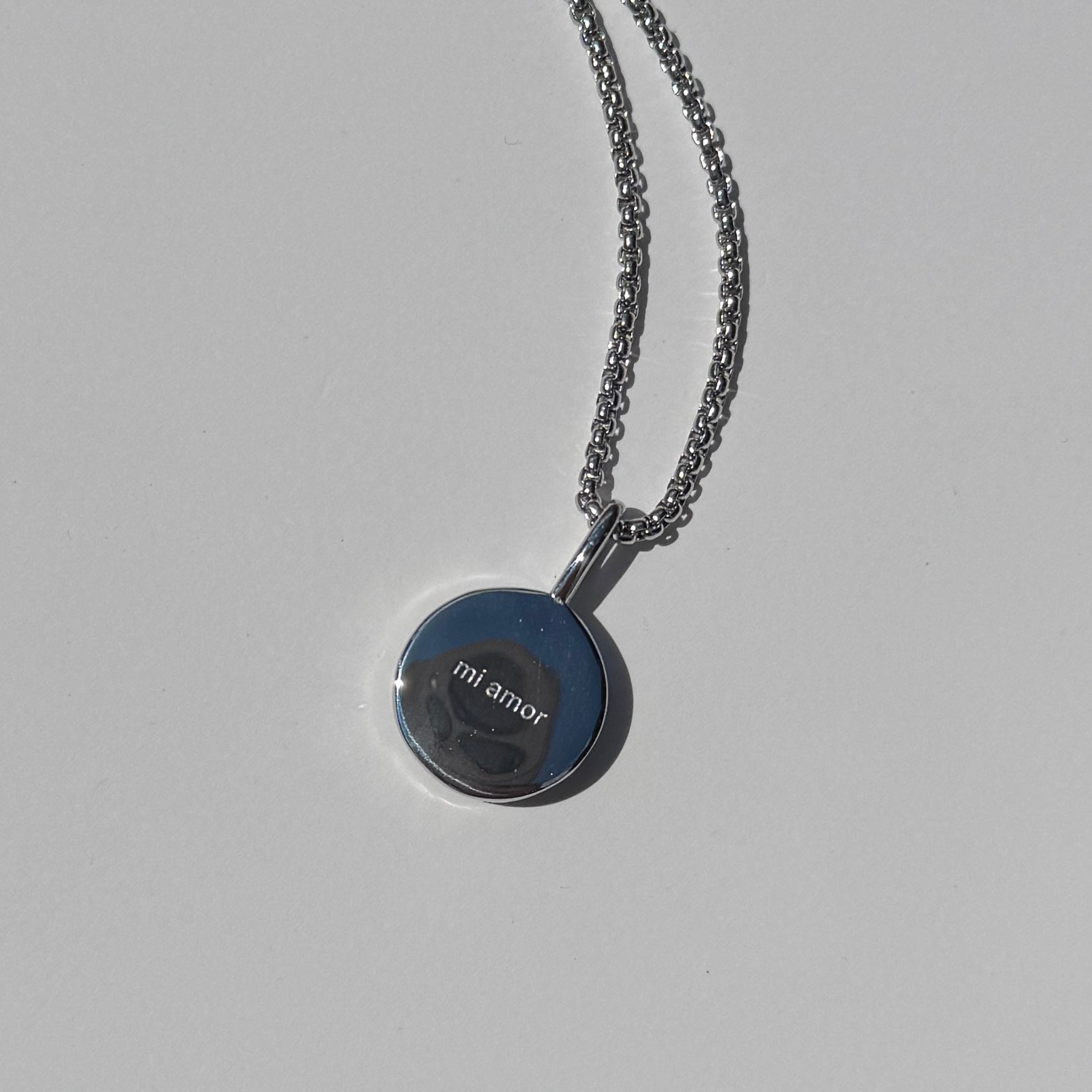 Mi Amor Necklace- Silver