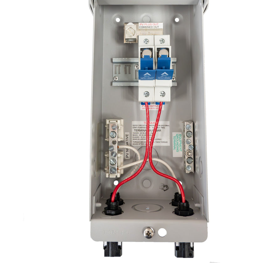 Midnite Solar 3R pre-wired MNPV2 combiner | MNPV2-MC4