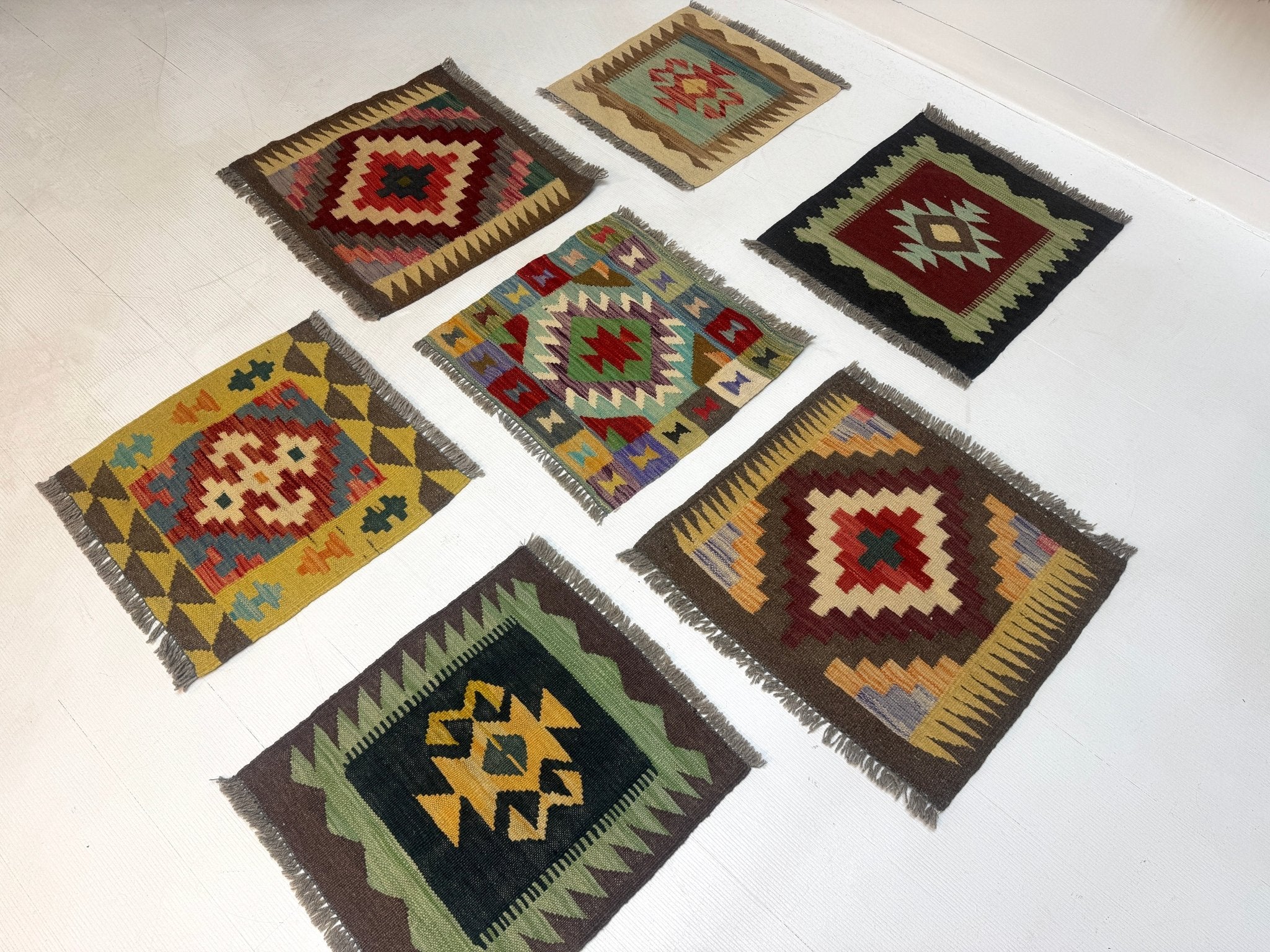 Mini Afghan Kilim Rugs | 2' x 2'