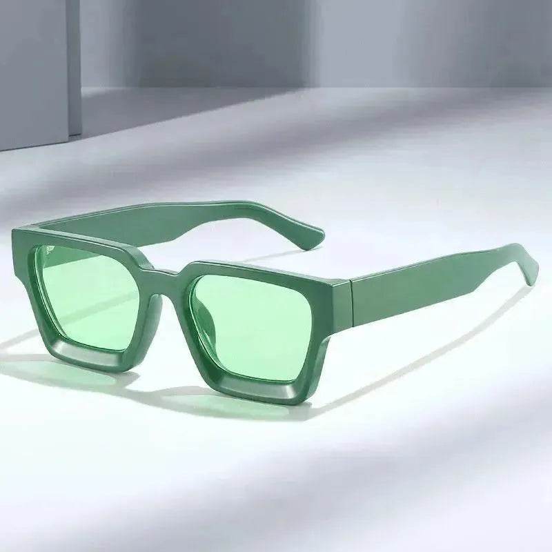 Thick Frame Sunglasses – Minimalist & Versatile
