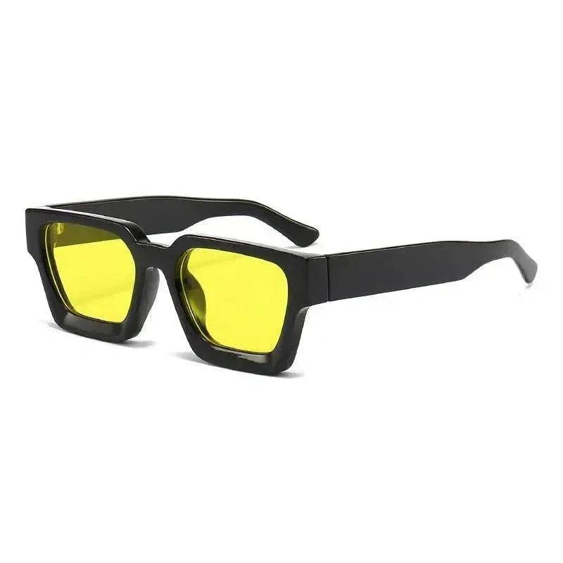 Thick Frame Sunglasses – Minimalist & Versatile