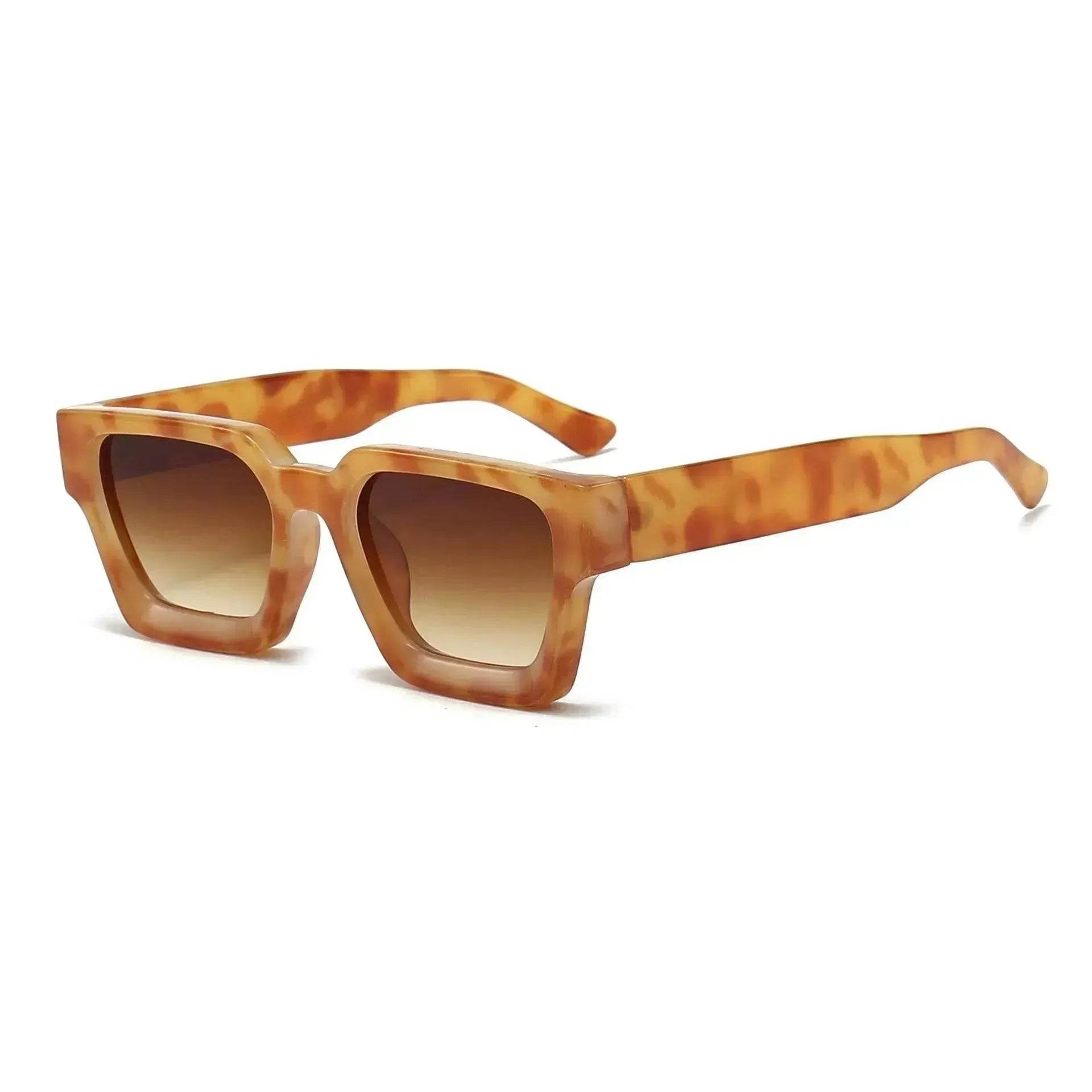 Thick Frame Sunglasses – Minimalist & Versatile