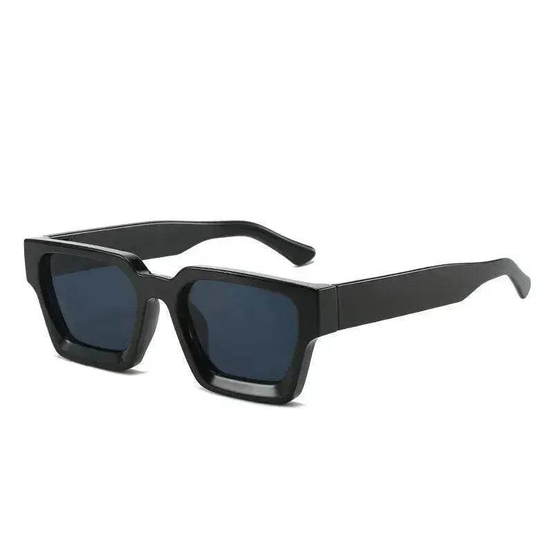 Thick Frame Sunglasses – Minimalist & Versatile