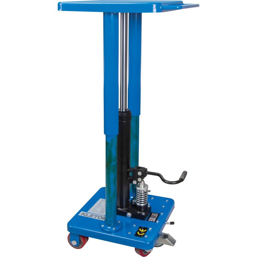 Table de travail hydraulique, 45,7 cm (L) x 45,7 cm (l), acier, capacité de 227 kg.