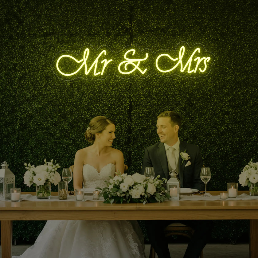 Mr & Mrs V2 Neon Sign
